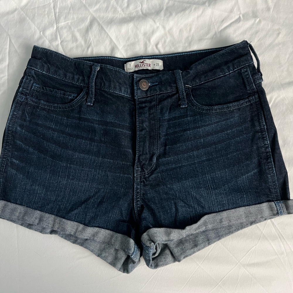 HOLLISTER SHORTS | MID RISE